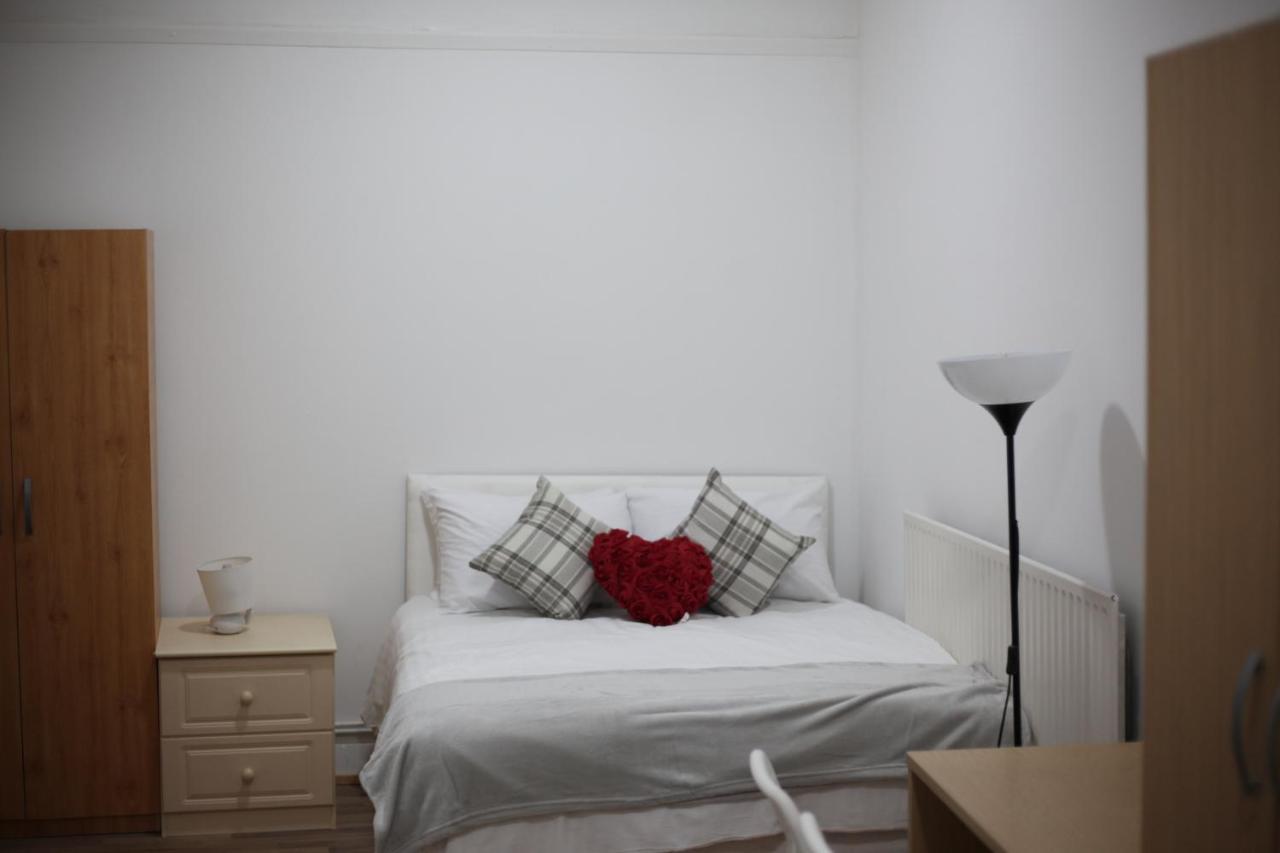 Hotel Oyo New 2*